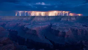 Lightning In Grand Canyon Wallpaper