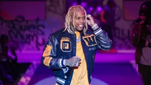 Lil Durk Performing Onstage Wallpaper