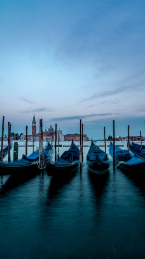 Line Of Boats 4k Hd Mobile Wallpaper