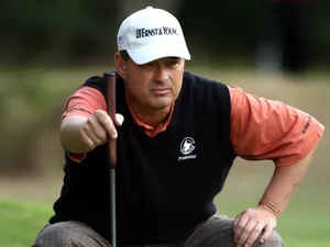 Loren Roberts Intense Concentration Wallpaper