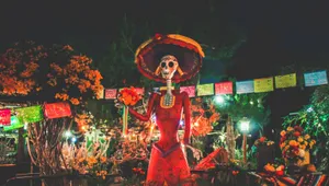 Love Nature? Embrace The Charming Beauty Of Disney Autumn! Wallpaper