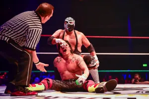 Luchador Match Drama Wallpaper