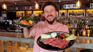 Luisito Comunica Food Trip Wallpaper