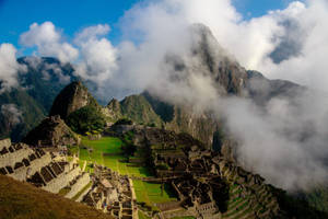 Machu Picchu In Peru Wallpaper