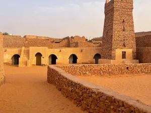 Majestic Chinguetti Mosque In Mauritania During Daytime Wallpaper