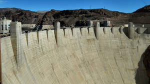 Majestic View Of The Hoover Dam Wallpaper