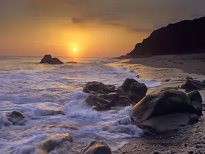 Malibu Huge Stones Beach Sunrise Desktop Wallpaper