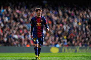 Massive Crowd Lionel Messi Wallpaper