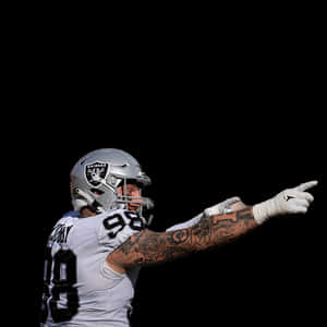 Maxx Crosby Tattooed Nfl Star Wallpaper