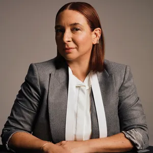 Maya Rudolph 2022 Wsj Magazine Portrait Wallpaper