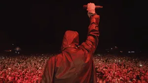 Mgk While Performing Wallpaper