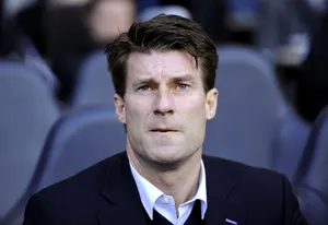 Michael Laudrup Game Against Tottenham Hotspur Wallpaper