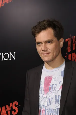 Michael Shannon At The Stars Party Wallpaper