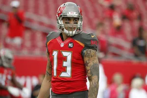 Mike Evans Jersey 13 Wallpaper