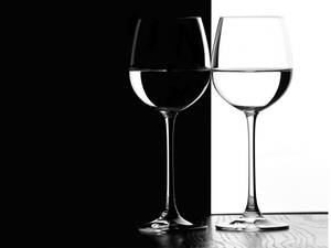 Modern Black And White Wine Glasses Wallpaper