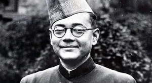 Monochromatic Photo Of Netaji Bose Smiling Wallpaper