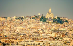 Montmartre With Sacre Coeur View Wallpaper