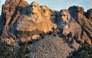 Mount Rushmore During Golden Hour Wallpaper