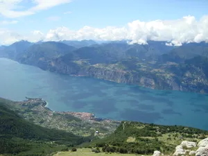 Mountain Range Of Lago Di Garda Wallpaper