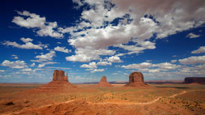 Mountain Valley Blue Sky Arizona Desert Wallpaper