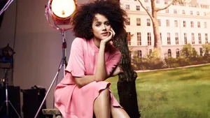 Nathalie Emmanuel In Pink Dress Wallpaper
