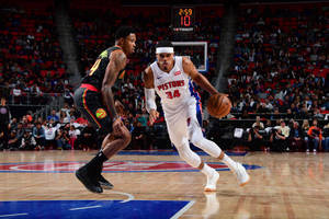 Nba Player Detroit Pistons Tobias Harris Wallpaper