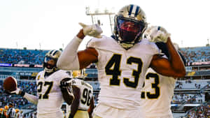 No. 43 Marcus Williams Muscle Pose Wallpaper