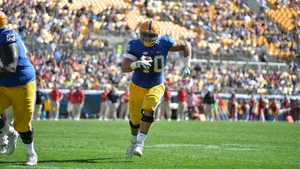 No. 70 Brian O'neill Sprinting Wallpaper