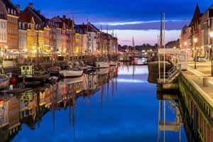 Nyhavn Channel Dawn View Wallpaper