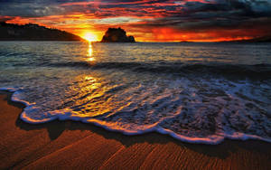 Ocean Sunset Waves On The Shore Wallpaper