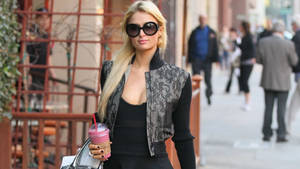 Paris Hilton Prada Sunglasses Wallpaper