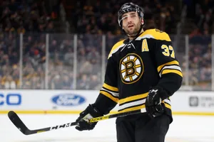 Patrice Bergeron Boston Bruins Black Wallpaper