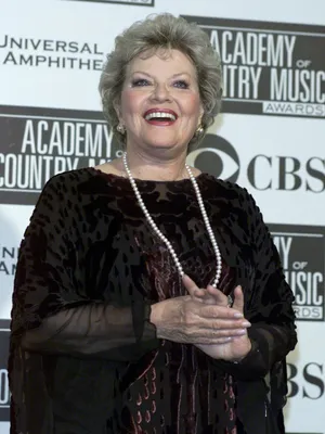 Patti Page Tennessee Waltz Singer Wallpaper