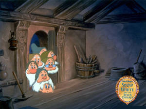 Peering Seven Dwarfs Wallpaper