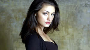 Phoebe Tonkin Intense Gaze Portrait Wallpaper