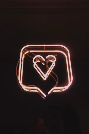 Pink Neon Heart Notification Light Wallpaper