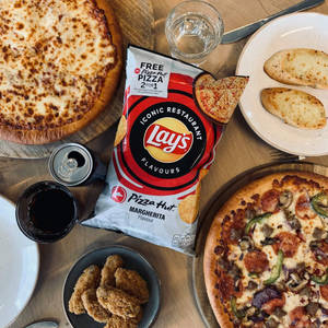 Pizza Hut And Lay's Chips Wallpaper