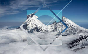 Polyscape Snowy Mountain Peaks Wallpaper
