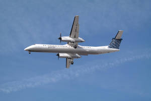 Porter Airlines Vapor Trails Wallpaper