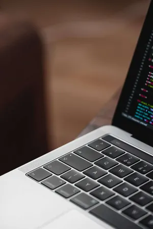 Portrait Close-up Macbook Air 2020 Wallpaper