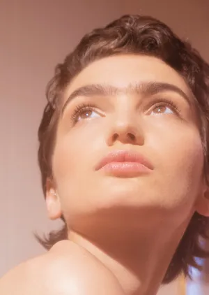 Portrait Of Mujeres Peludas With Unibrow Wallpaper