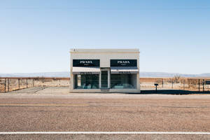 Prada Marfa Highway Road Wallpaper