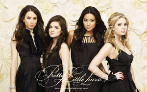 Pretty Little Liars American Drama Series Wallpaper