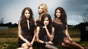 Pretty Little Liars Season 1 Photoshoot Wallpaper