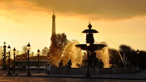 Preview Wallpaper Paris, France, Fountains, Lights, Jets, Water, Drops, Sprays, Eiffel Tower, Sky, Sunset Wallpaper
