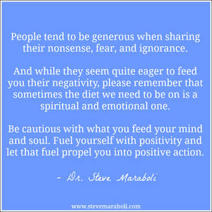 Quote On Sharing Ignorant Things Wallpaper