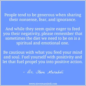 Quote On Sharing Ignorant Things Wallpaper