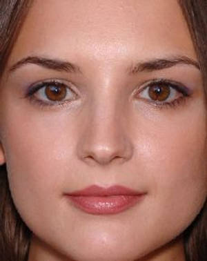 Rachael Leigh Cook Stunning Close Up Wallpaper