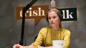 Rachael Taylor Smiling Radiantly In A Black Dress Wallpaper