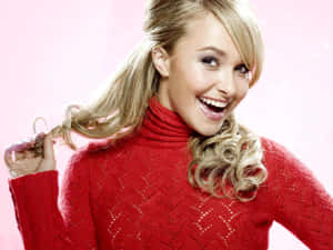 Radiant Portraiture Of Hayden Panettiere Wallpaper